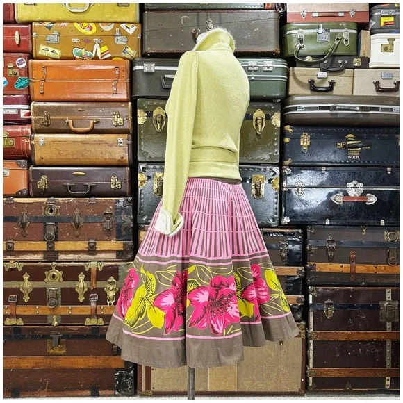 2005 Anthro “Society Islands Skirt” by Odille - Picture 8 of 12